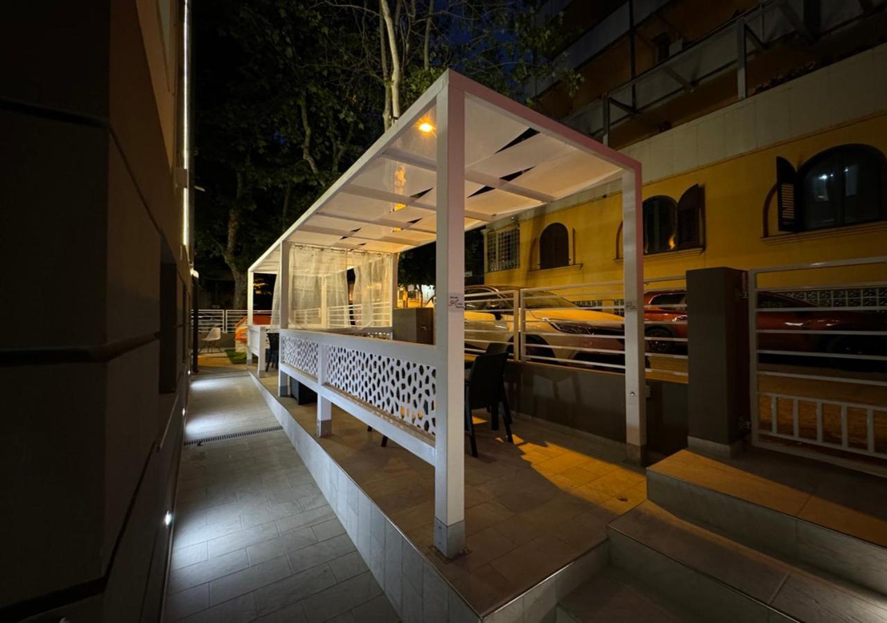 Chiama Hotel Rimini Exteriör bild